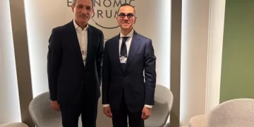 إنجاز جديد في دافوس.. خط إنتاج ثانٍ للزجاج باستثمارات 150 مليون يورو