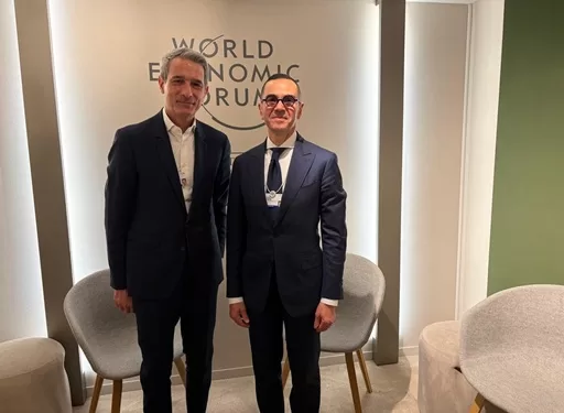 إنجاز جديد في دافوس.. خط إنتاج ثانٍ للزجاج باستثمارات 150 مليون يورو