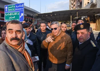 محافظ الإسكندرية يضع حلولاً جذرية لإنهاء أزمة التكدس المروري بالكيلو 21 بالعجمي