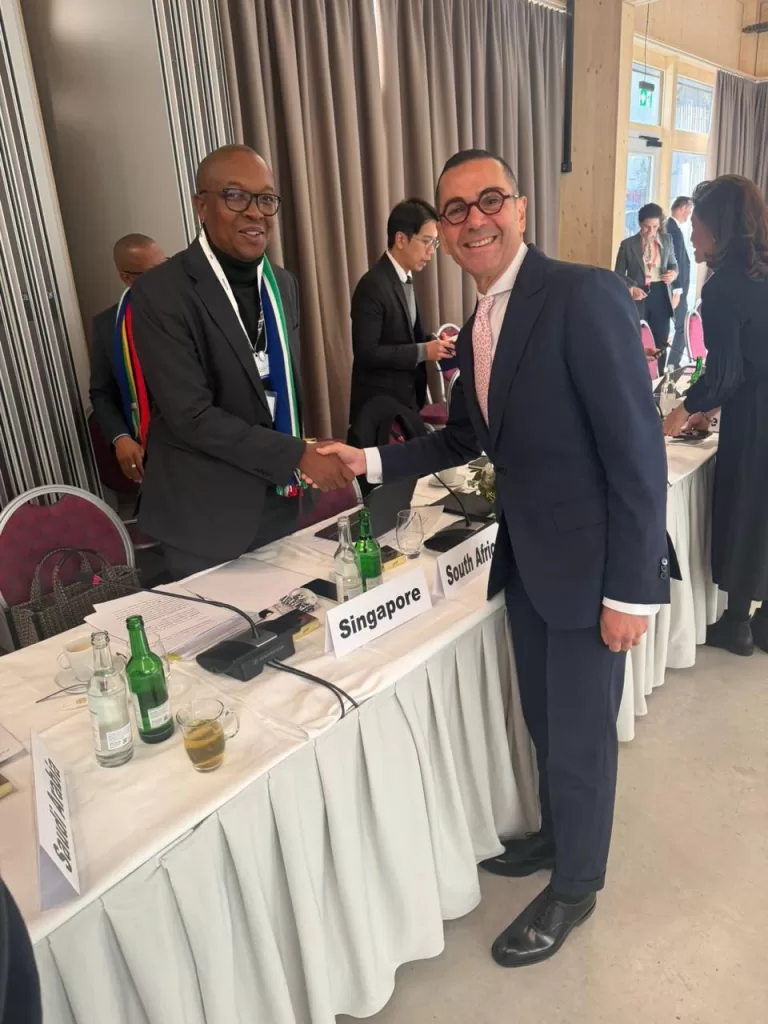 في إطار مشاركته في منتدى «دافوس».. وزير الاستثمار يشارك في المؤتمر الوزاري المصغر للدول الأعضاء بمنظمة التجارة العالمية 9 - جريدة الجمهورية WhatsApp Image 2026 01 22 at 12.21.03 PM - جريدة الجمهورية