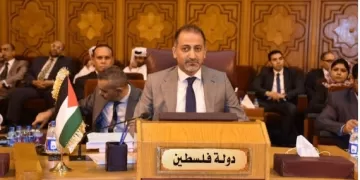 العكلوك يطالب بموقف عربي موحد لتمويل برامج التعافي وإعادة إعمار غزة