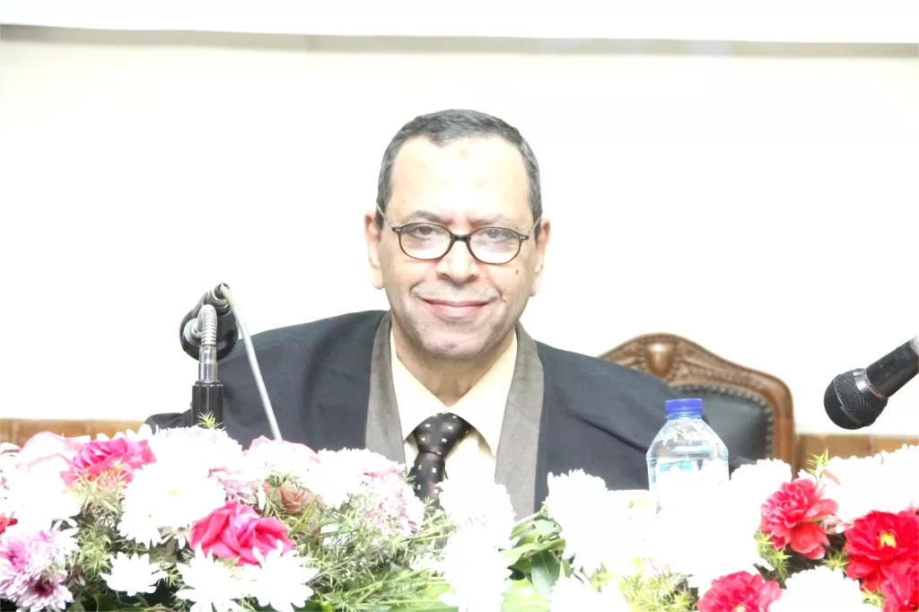 دراسة أكاديمية بجامعة القاهرة حول دور التحليل الكمي في إدارة الأعمال 5 - جريدة الجمهورية WhatsApp Image 2026 01 22 at 2.47.09 PM - جريدة الجمهورية