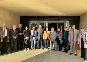 دراسة أكاديمية بجامعة القاهرة حول دور التحليل الكمي في إدارة الأعمال