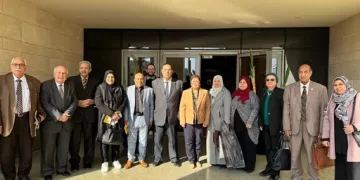 دراسة أكاديمية بجامعة القاهرة حول دور التحليل الكمي في إدارة الأعمال