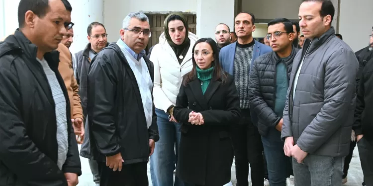 محافظ البحيرة تتفقد المقر الجديد للتأمين الصحي بمركز بدر تمهيداً لافتتاحه خلال أيام 1 - جريدة الجمهورية محافظ البحيرة تتفقد المقر الجديد للتأمين الصحي بمركز بدر تمهيداً لافتتاحه خلال أيام