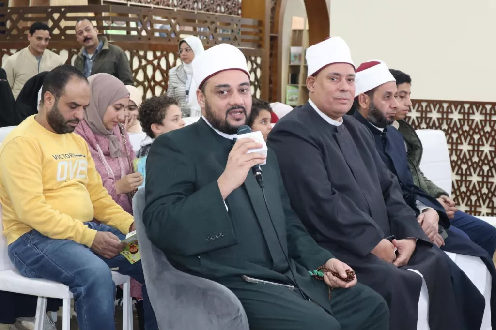 ضمن برنامج «مجلس لكل طفل» بمعرض الكتاب.. ندوة «كن متميزًا» ترسم ملامح بناء الوعي لدى النشء 4 - جريدة الجمهورية WhatsApp Image 2026 01 24 at 5.41.53 PM - جريدة الجمهورية