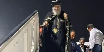 البابا تواضروس الثاني يعود إلى أرض الوطن بعد رحلة علاجية بالنمسا