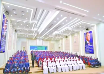 تنفيذًا للقرار الجمهورى «الداخلية» تفرج عن «2520» نزيلًا فى «عيد الشرطة» 4 - جريدة الجمهورية احتراف «سيف»