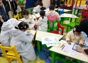 بأسلوب الحكواتي.. «مجلة نور» تبحر بالأطفال في «مدينة قفص الطماطم» للتوعية بمخاطر السوشيال ميديا