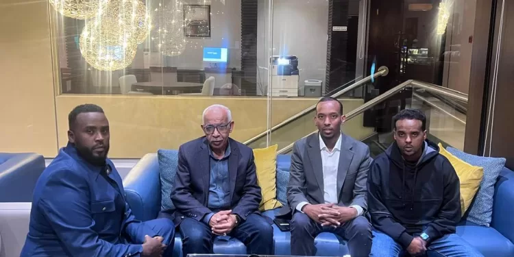 عبد المنعم الجمل: دعم العمالة الصومالية جزء أصيل من الدور القومي لنقابات عمال مصر