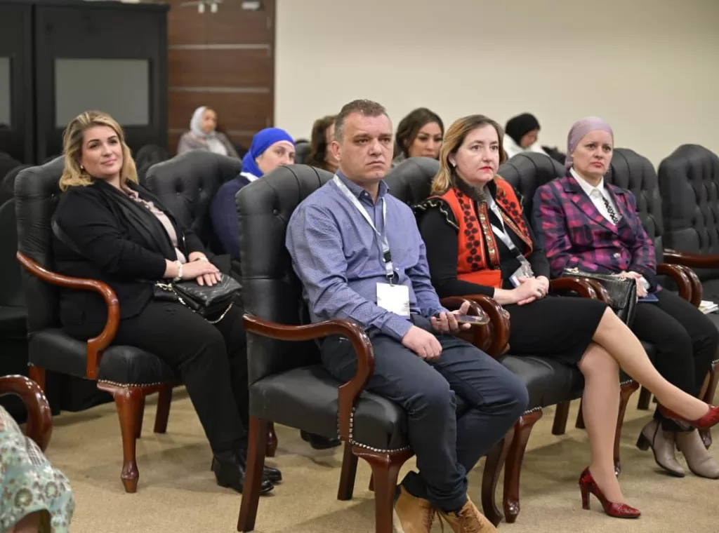 رئيس جامعة القاهرة يقود حوارًا أكاديميًا رفيع المستوى مع كبرى الجامعات الرومانية بمعرض الكتاب 6 - جريدة الجمهورية WhatsApp Image 2026 01 30 at 11.14.50 AM 4 - جريدة الجمهورية