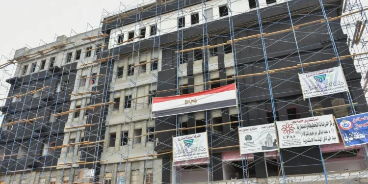 محافظ الشرقية: إنشاء مستشفى «أبو كبير المركزي» الجديد بتكلفة 834 مليون جنيه وبطاقة 192 سريرًا 1 - جريدة الجمهورية بمشاركة 109 آلاف طالب.. محافظ الإسكندرية يعتمد نتيجة الشهادة الإعدادية بنسبة نجاح 85.2%