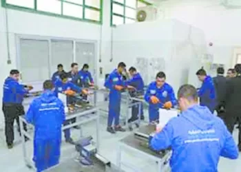 مسار مهنى جديد توفره المدارس التطبيقية: «فنى تكنولوجى».. الرهان الرابح