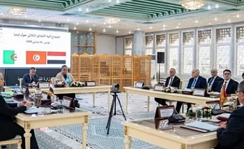 وزير الخارجية يجري مشاورات مع نظيريه التونسي والجزائري والمبعوثة الأممية حول ليبيا