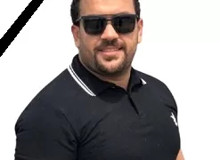 جمال الموافي وأيمن عبد العزيز يقدمان واجب العزاء في وفاة أيمن الصياد