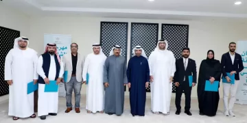 مهرجان الشارقة للشعر العربي يختتم فعالياته بقصائد تودع الضوء في مجلس كلباء الأدبي.