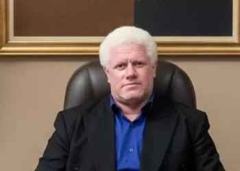 عضو «عليا الوفد» يهنئ رجال الشرطة بعيدهم ويشيد بدورهم في حفظ الأمن