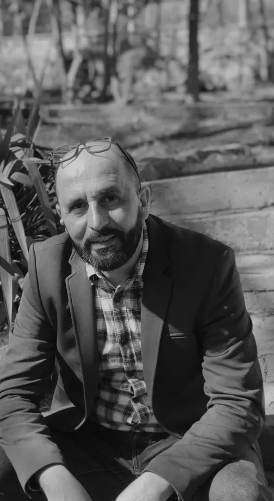 رئيسي 2 الكاتب محمد جعفر - جريدة الجمهورية