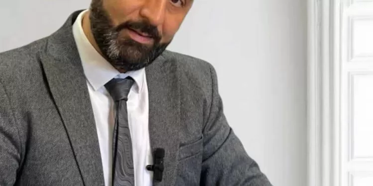 الكاتب الجزائري محمد جعفر المسجل باسمه..” هكتار الألم”: نجيب محفوظ ” ساحر الرواية” وعشت معه” بين القصرين “