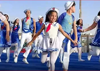 فيديو| بورسعيد تُشرق في القاهرة.. صغار «الفنون الشعبية» يخطفون الأنظار في معرض الكتاب 2 - جريدة الجمهورية فيديو| بورسعيد تُشرق في القاهرة.. صغار «الفنون الشعبية» يخطفون الأنظار في معرض الكتاب