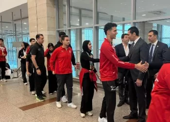 وزير الشباب والرياضة يستقبل أبطال أفريقيا للسلاح عقب اكتساحهم منصات التتويج بـ 42 ميدالية متنوعة