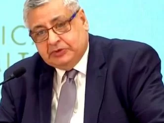 عميد طب قصر العيني يُهنئ «د. محمد عوض تاج الدين» برئاسة مجلس أمناء جامعة عين شمس الأهلية