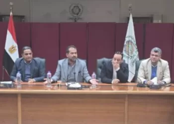 لجنة المتابعة والشكاوى بـ «أمانة العاشر» تعقد اجتماعها الأول وتُشكل هيئة مكتبها