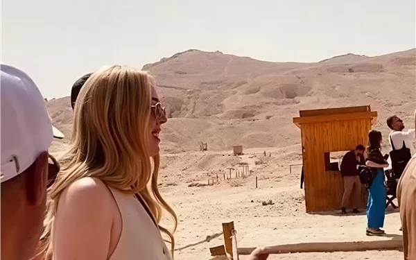 تيفاني ترامب تودع الأقصر بسجل حافل من الصور والإعجاب بالحضارة المصرية