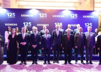 كامل الوزير يشهد احتفالية «سيمنز» بمرور 125 عاماً على تواجدها في مصر