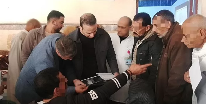 وكيل وزارة الصحة بالبحيرة يتفقد مستشفى «المحمودية المركزي» لمتابعة جودة الخدمات الطبية 2 - جريدة الجمهورية 1 72 - جريدة الجمهورية