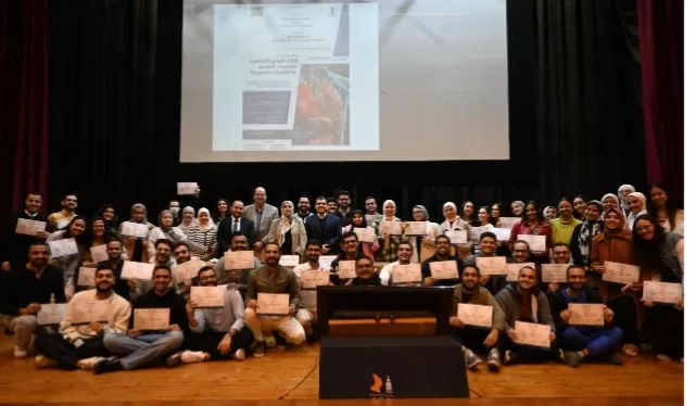 بحضور المدير التنفيذي لمستشفيات جامعة القاهرة..قصر العيني يحتفي بأطباء الامتياز بنظام (5+2) 1 - جريدة الجمهورية بحضور المدير التنفيذي لمستشفيات جامعة القاهرة..قصر العيني يحتفي بأطباء الامتياز بنظام (5+2)