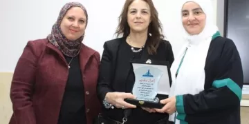 «إعلام عين شمس» تُوعي طلابها بـ«مخاطر السوشيال ميديا»