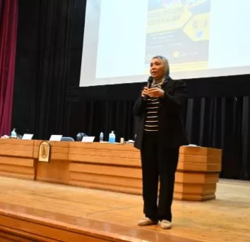 بحضور المدير التنفيذي لمستشفيات جامعة القاهرة..قصر العيني يحتفي بأطباء الامتياز بنظام (5+2) 10 - جريدة الجمهورية 10 17 - جريدة الجمهورية