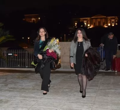 «رانيا يحيى» تختتم عامًا حافلاً بالفعاليات وتسلم القيادة لـ «رشا صالح» 12 - جريدة الجمهورية 12 8 - جريدة الجمهورية