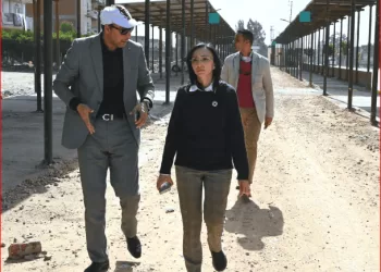 محافظ البحيرة تتفقد موقف شبراخيت الجديد بطريق «التوفيقية – شبراخيت»