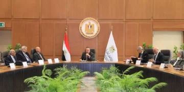 اختيار «د. محمد عوض تاج الدين» رئيساً لمجلس أمناء جامعة عين شمس الأهلية في جلسته الإجرائية الأولى