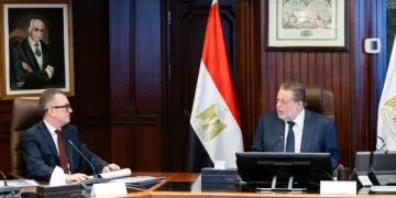 «محافظ البنك المركزي» و«وزير التخطيط» يبحثان تعزيز التنسيق بين السياسات النقدية والتنموية