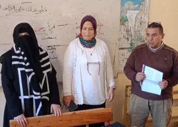 وكيل تعليم مطروح تتفقد مدارس المحافظة لمتابعة انضباط العملية التعليمية ومبادرة «حنربي ونعلم» 2 - جريدة الجمهورية وكيل تعليم مطروح تتفقد مدارس المحافظة لمتابعة انضباط العملية التعليمية ومبادرة «حنربي ونعلم»