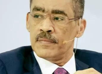 بعد تكليفات الرئيس.. «ضياء رشوان» يجمع قيادات الهيئات الإعلامية الثلاثة على طاولة التنسيق 2 - جريدة الجمهورية بعد تكليفات الرئيس.. «ضياء رشوان» يجمع قيادات الهيئات الإعلامية الثلاثة على طاولة التنسيق