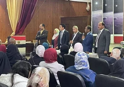 مجلس أمناء إدارة «العاشرمن رمضان» يناقش الاستعداد لاستقبال النصف الثاني من العام الدراسي 4 - جريدة الجمهورية 4 23 - جريدة الجمهورية