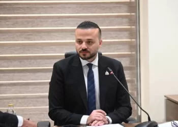 برئاسة الجارحي.. «مشروعات النواب» تعتمد خطة عمل 2026 وتتعهد بمعالجة القضايا الهيكلية للقطاع