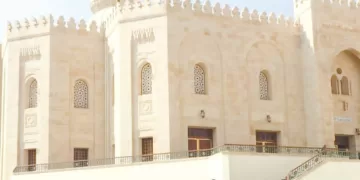 على الأعتاب «السيدة رقية» .. روضة من نور آل البيت  على أرض المحروسة