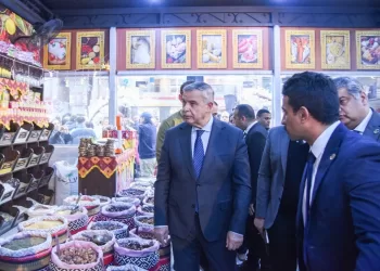 لتخفيف الأعباء عن المواطنين.. الدواجن بـ 90 جنيهًا بـ 52 منفذًا لـ «مستقبل مصر» بالإسكندرية