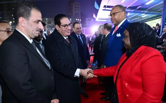 بمشاركة «2500» طالب من «13» دولة.. رئيس جامعة القاهرة يفتتح الدورة الزراعية «الأفرو عربية» الأولى 6 - جريدة الجمهورية 6 - جريدة الجمهورية