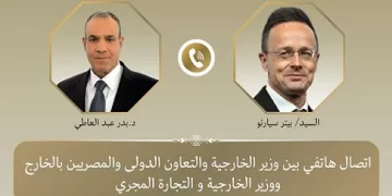 وزير الخارجية ونظيره المجري يتبادلان الرؤى هاتفيًّا حول القضايا الإقليمية والدولية