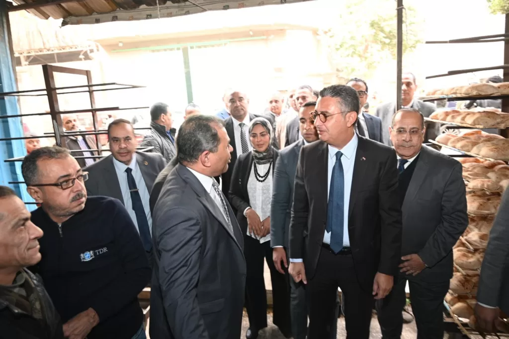 وزير التموين يتفقد أسواق القاهرة لمتابعة توافر السلع وضمان استقرار الأسعار 3 - جريدة الجمهورية WhatsApp Image 2026 02 02 at 1.49.28 PM - جريدة الجمهورية