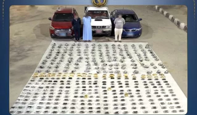 مصرع 3 من «تجار الموت» في معركة مع الشرطة.. سقطوا داخل أوكارهم بطن مخدرات وترسانة سلاح 1 - جريدة الجمهورية محمي: تصفــح عـدد جـريدة الجمـهـورية ليوم الثلاثاء 3 فبراير 2026