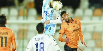 بيراميدز يخشى نزيف النقاط.. وسموحة ينافس الكبار