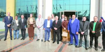 بيراميدز يخشى نزيف النقاط.. وسموحة ينافس الكبار