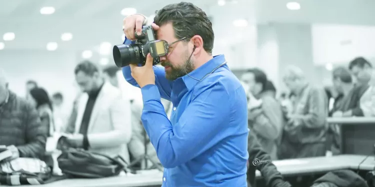 مبادرة فريق «فوتوبوك» يحتفل بـ 7 سنوات توثيق 1 - جريدة الجمهورية بيراميدز يخشى نزيف النقاط.. وسموحة ينافس الكبار